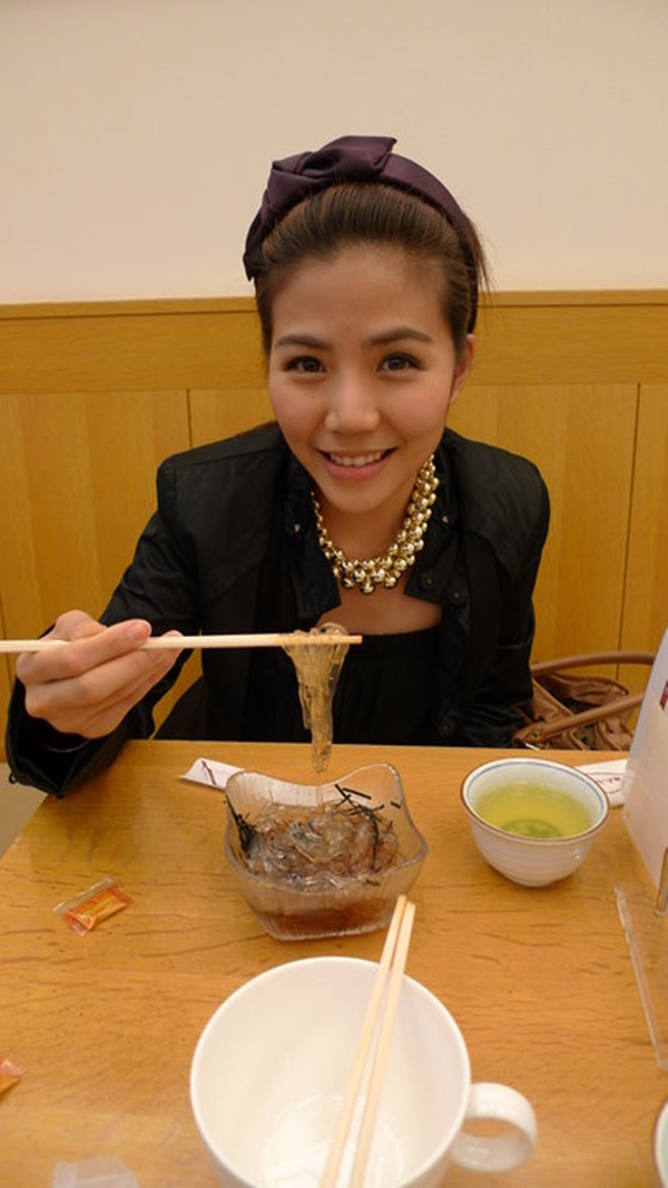 ชลรัศมี งาทวีสุข