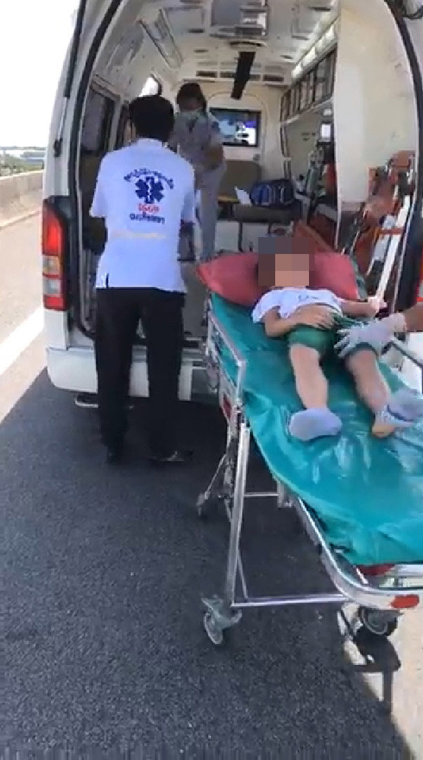 หมดสติบนรถ