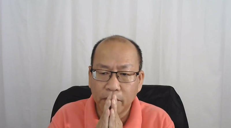 อัจฉริยะ เรืองรัตนพงศ์