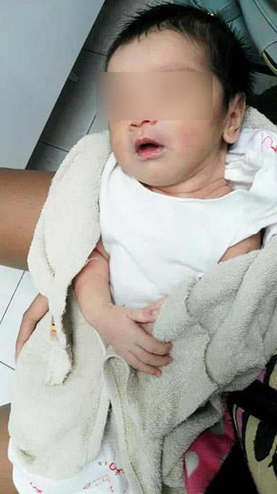 เด็กถูกทิ้งในถังขยะ