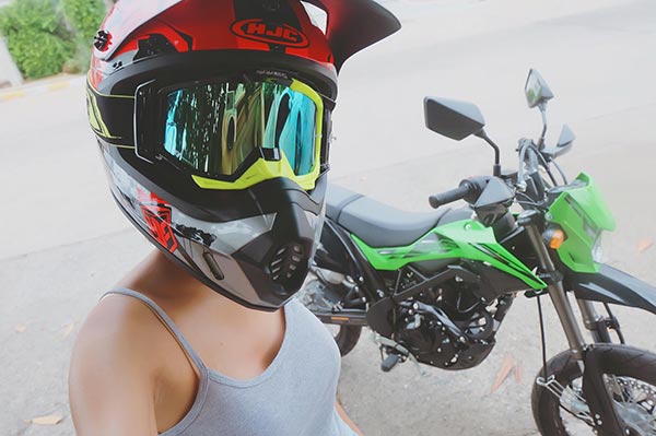 คู่รักนักศึกษา