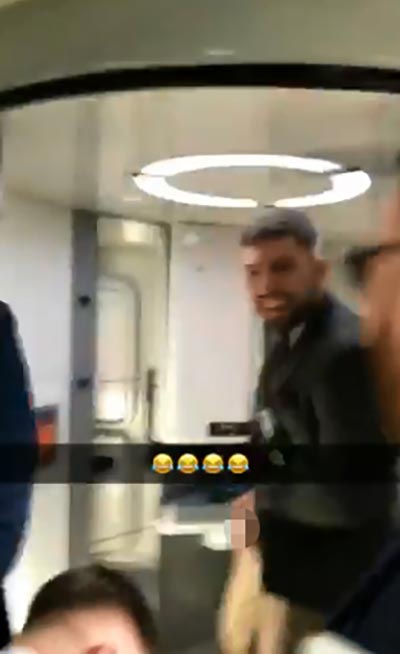 แกล้งเพื่อน