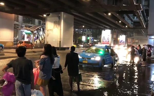 แท็กซี่ไทย