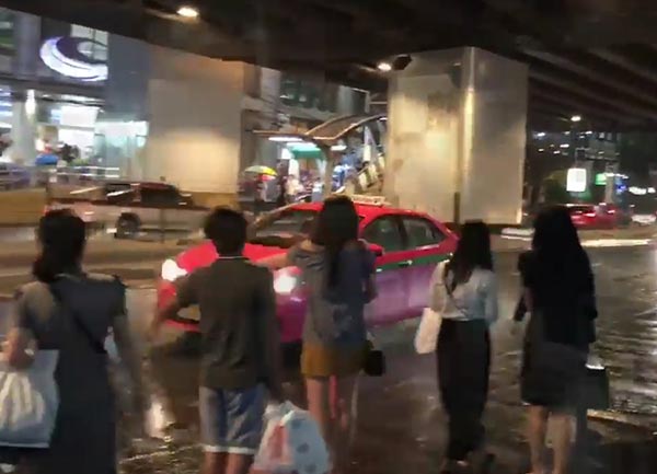 แท็กซี่ไทย