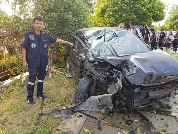 รถชนคนตาย