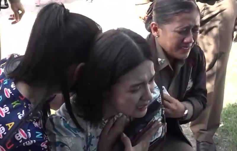 รมควันฆ่าตัวตาย