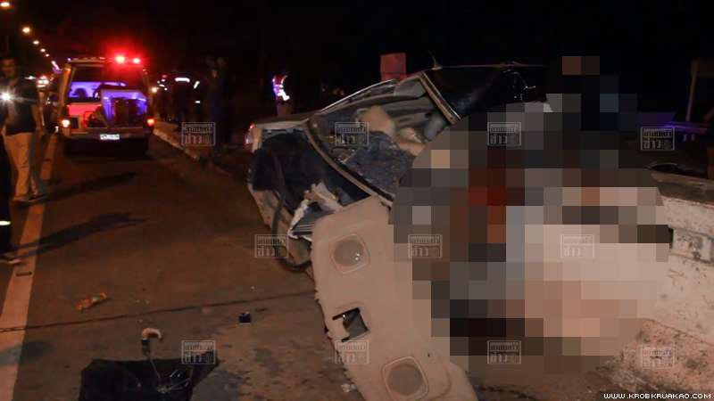 รถเก๋งเสียหลัก