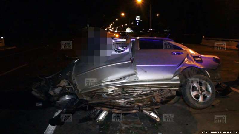 รถเก๋งเสียหลัก