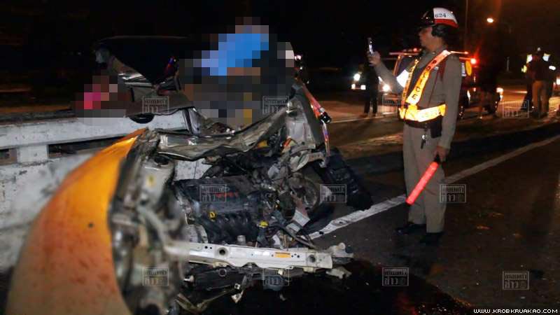 รถเก๋งเสียหลัก