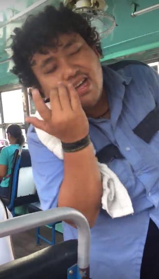 กระเป๋ารถเมล์