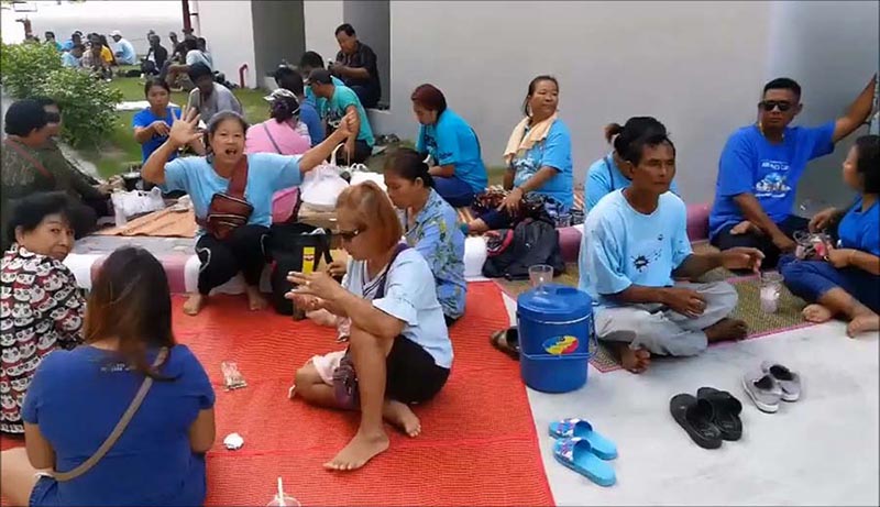 น้ำมัวรั่วลงทะเล