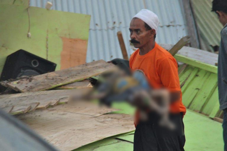 สึนามิอินโดนีเซีย