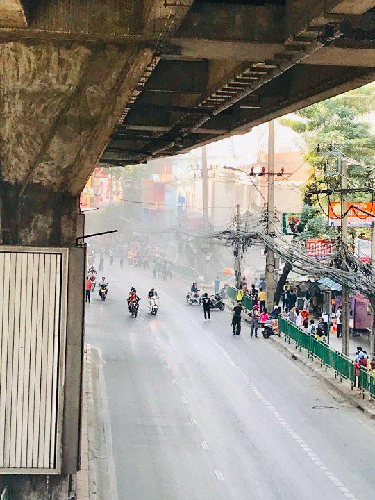 อาคารทรุด