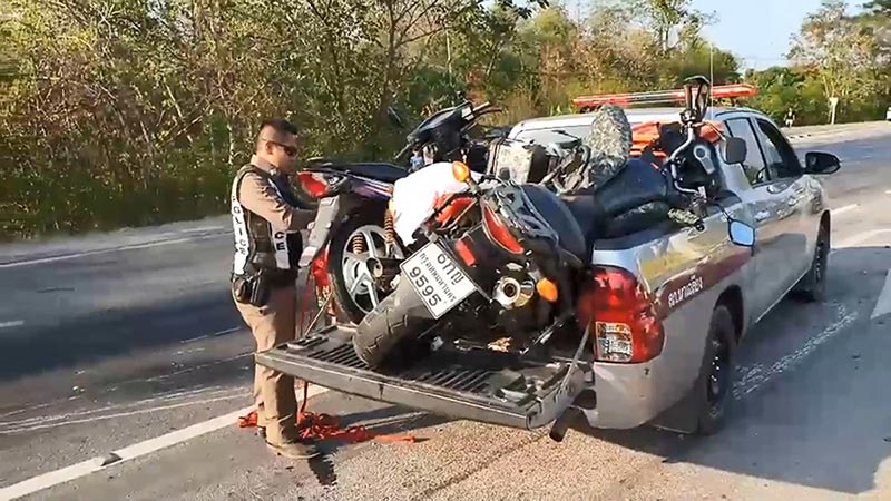 บิ๊กไบค์ชนมอเตอร์ไซค์