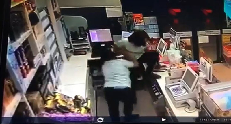 ปล้นเซเว่น