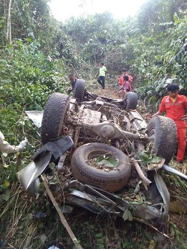 รถตกเหว