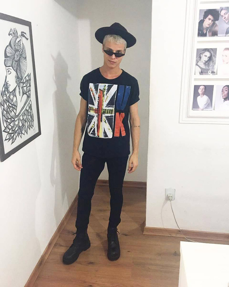 หน้าคว่ำบนรันเวย์