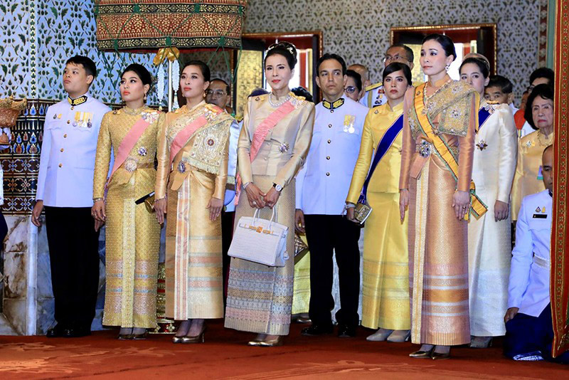 ฉลองพระองค์ของพระบรมศานุวงศ์