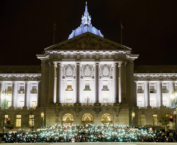 ร้องเพลง สรรเสริญพระบารมี