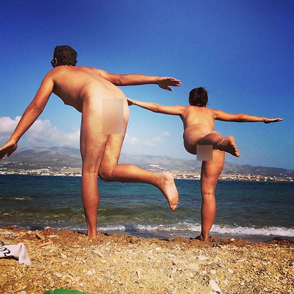 คู่รักเปลือย