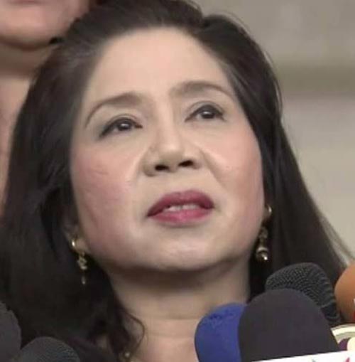 หญิงไก่