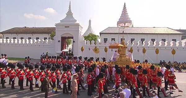 พราหมณ์สยายผ