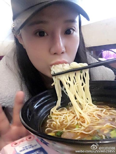 กินข้าวโพด