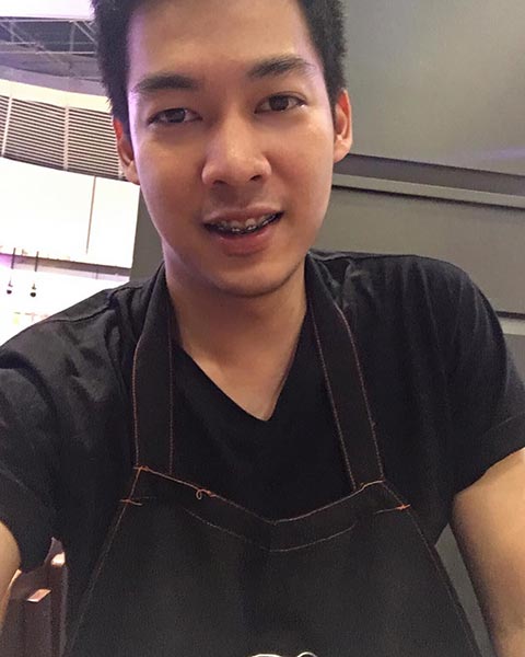 ตำรวจหล่อ