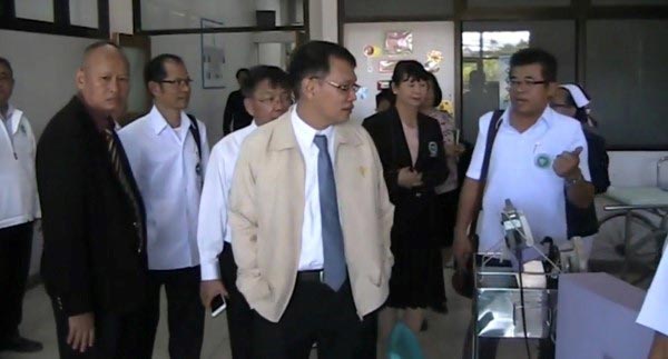 ตบหน้าพยาบาล