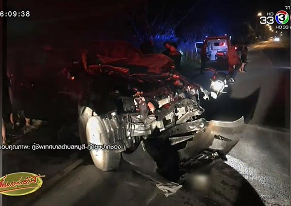 กระบะชนช้าง