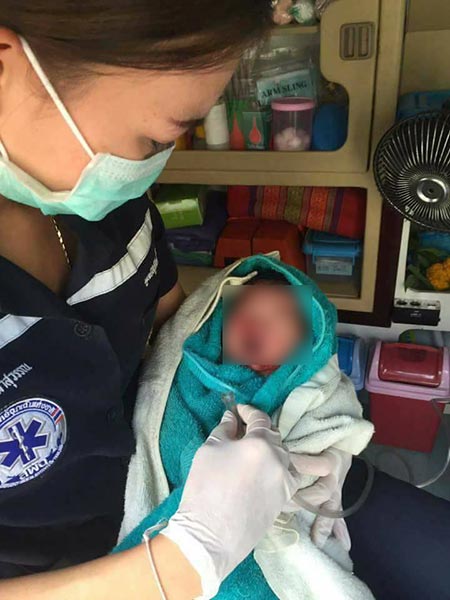 ตายหลังคลอด