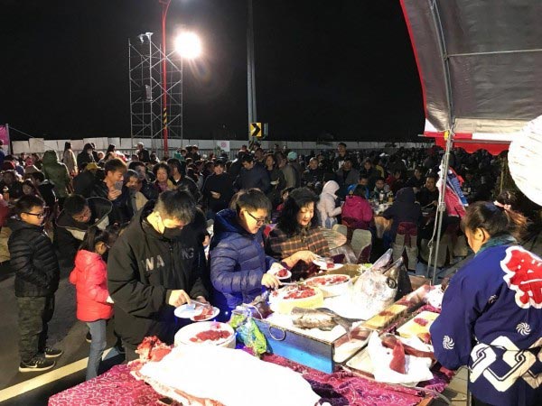 เลี้ยงโต๊ะจีน