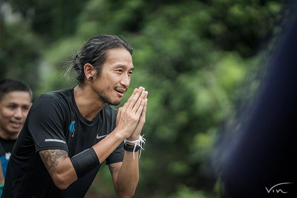 ก้าวคนละก้าว