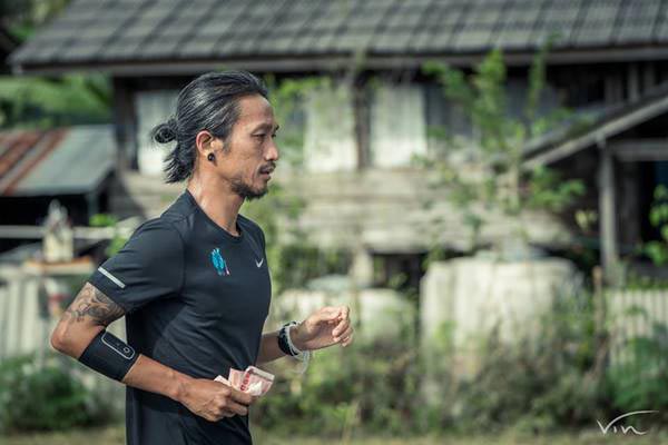 ก้าวคนละก้าว