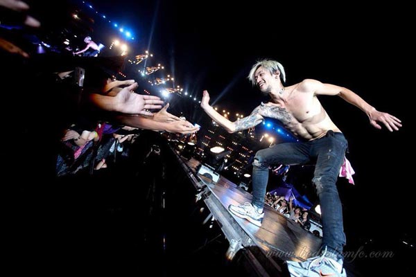 ตูน บอดี้สแลม