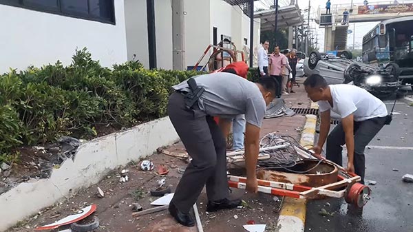 รถชนมอเตอร์ไซค์