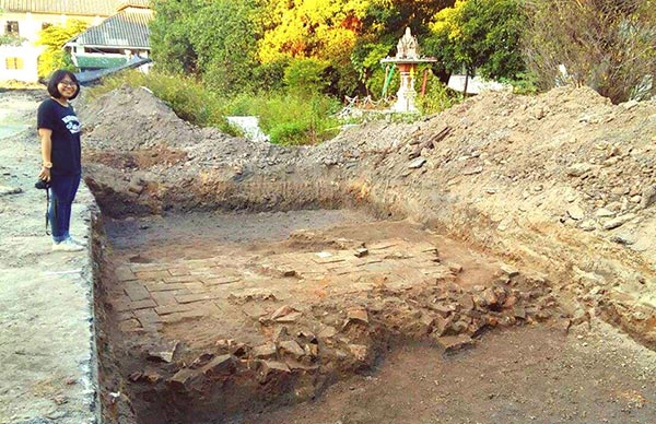 กำแพงเวียงแก้ว