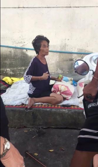 ลูกทิ้งแม่