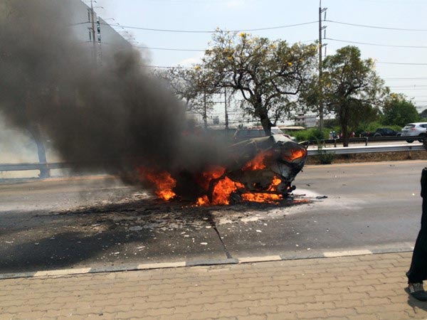 คดีเบนซ์ชนฟอร์ด