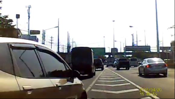 ควักค้อนขู่