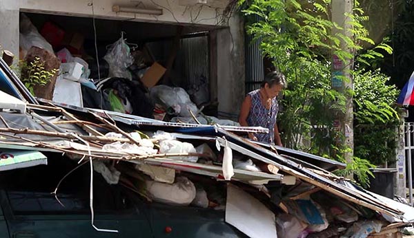 สะสมขยะ