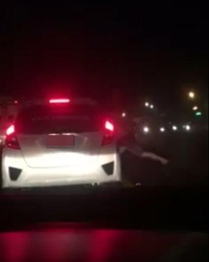 ขับรถปาดหน้า