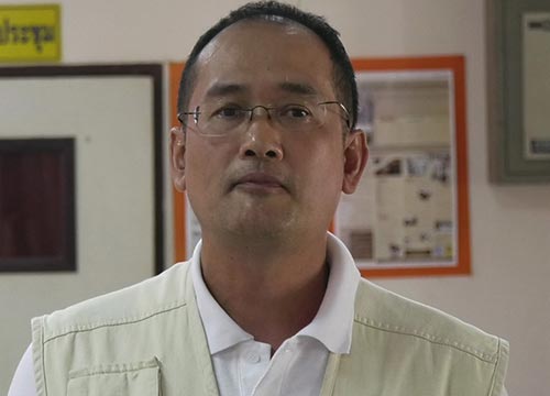 รถทัวร์คว่ำ