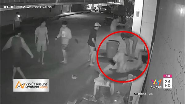 วัยรุ่นรุมกระทืบ