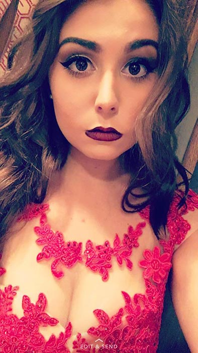 เหยียดสีผิว