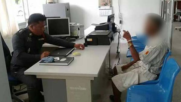 ดูดหน้าอก