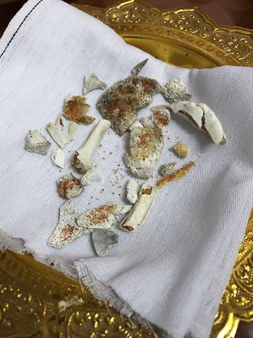 พระธาตุซิลิก้า