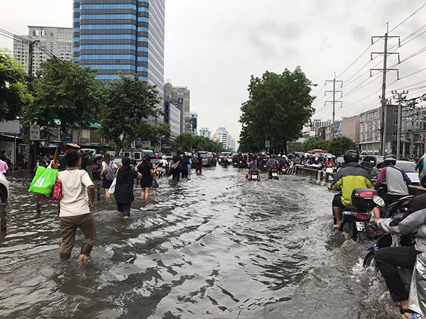 ฝนตกหนัก