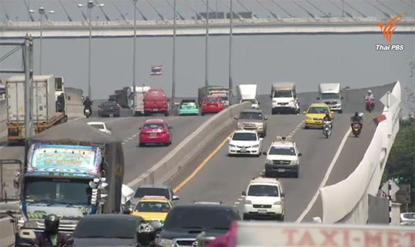 สะพานที่ห้ามมอเตอร์ไซค์ขึ้น