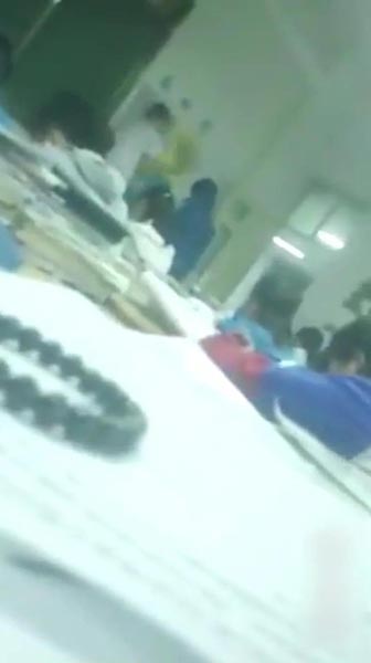 ครูจีนลงโทษนักเรียน